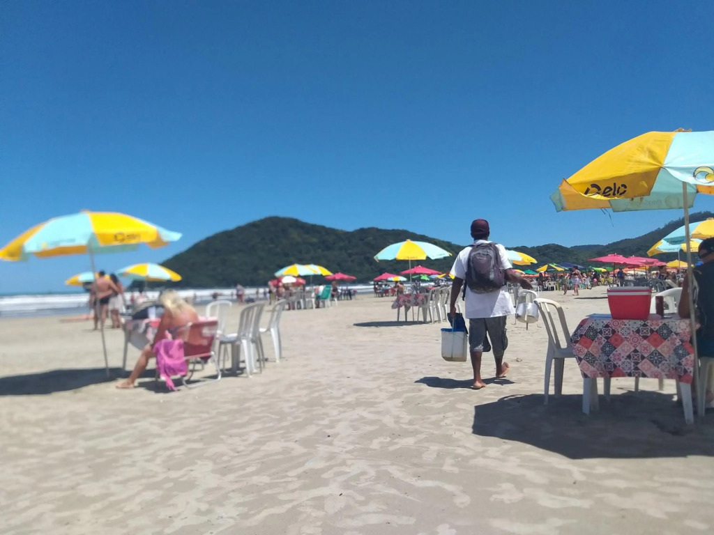 Casa Térrea-Bertioga-Uso exclusivo para de 1 a 12 pessoas