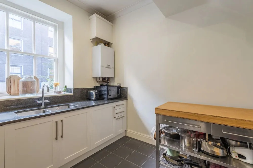 Modern mews home in Kings Cross