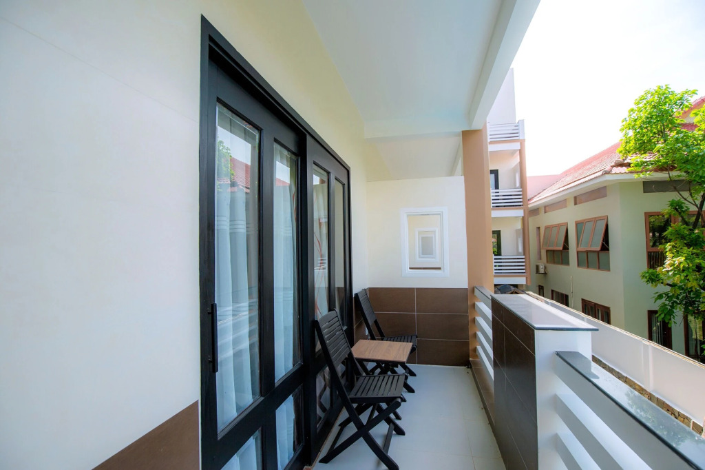 Sun & Sands Beach Hotel