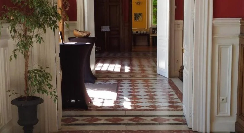 Chateau-Hotel De Belmesnil