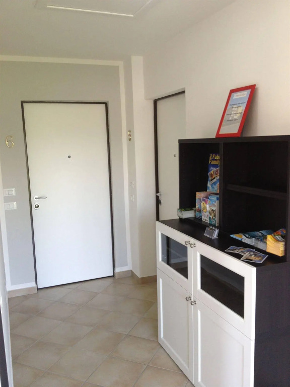 Perla Del Lago Rent Apartments