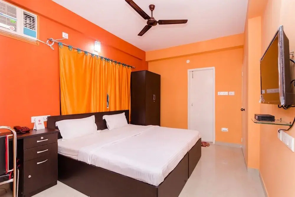 OYO 9154 New Town