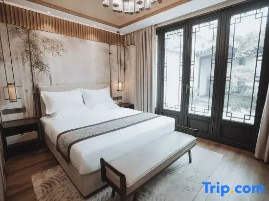 Man · Wenquan Homestay