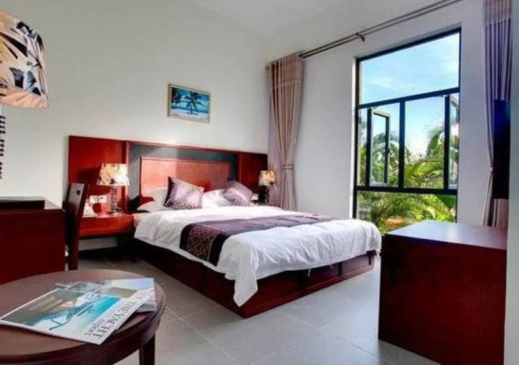 Huating Business Hotel