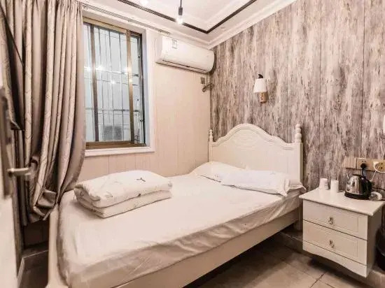 JC Electronic Competition Apartment (Wuhan Guanggu)