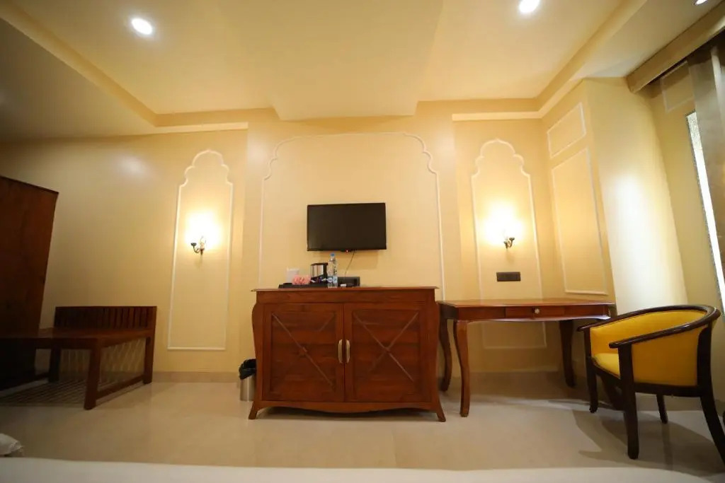 The Taj Vista Agra -walking distance to Taj Mahal
