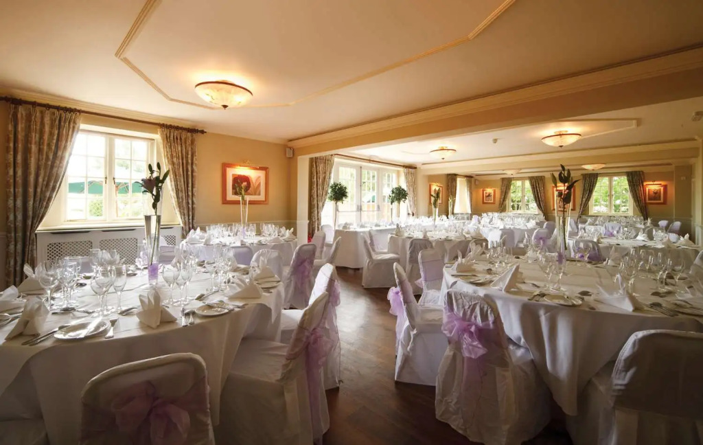 Leigh Park Country House Hotel  Vineyard, Bwsc