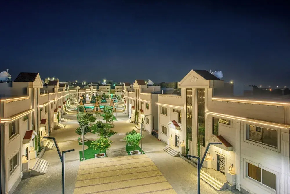 MidTown Majestic Garden Resort