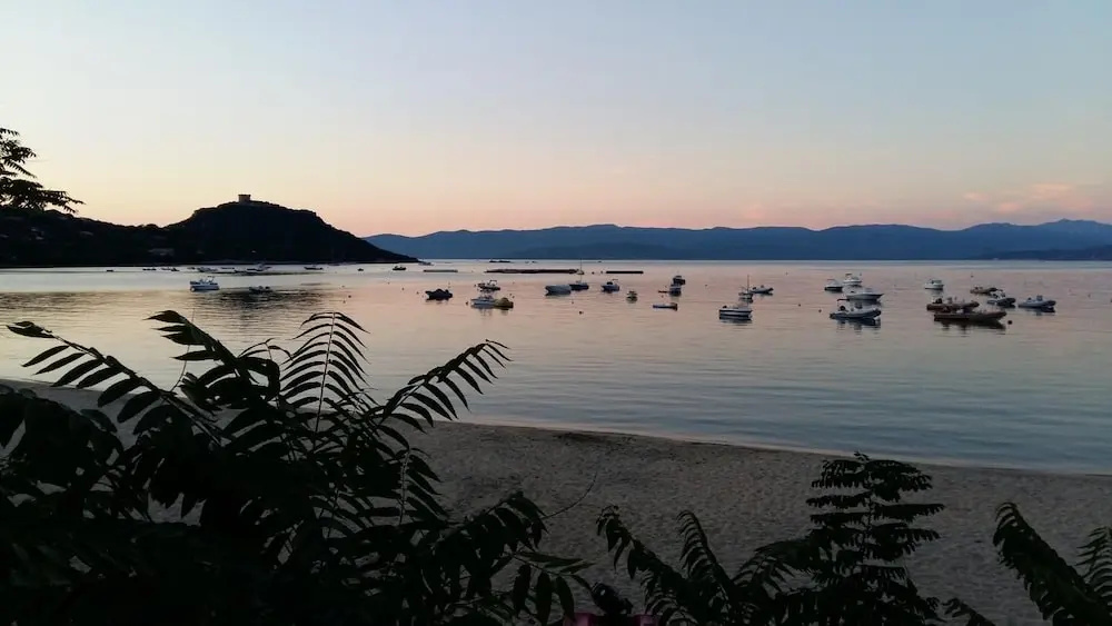 Petite Maison Campomoro Proche Plage
