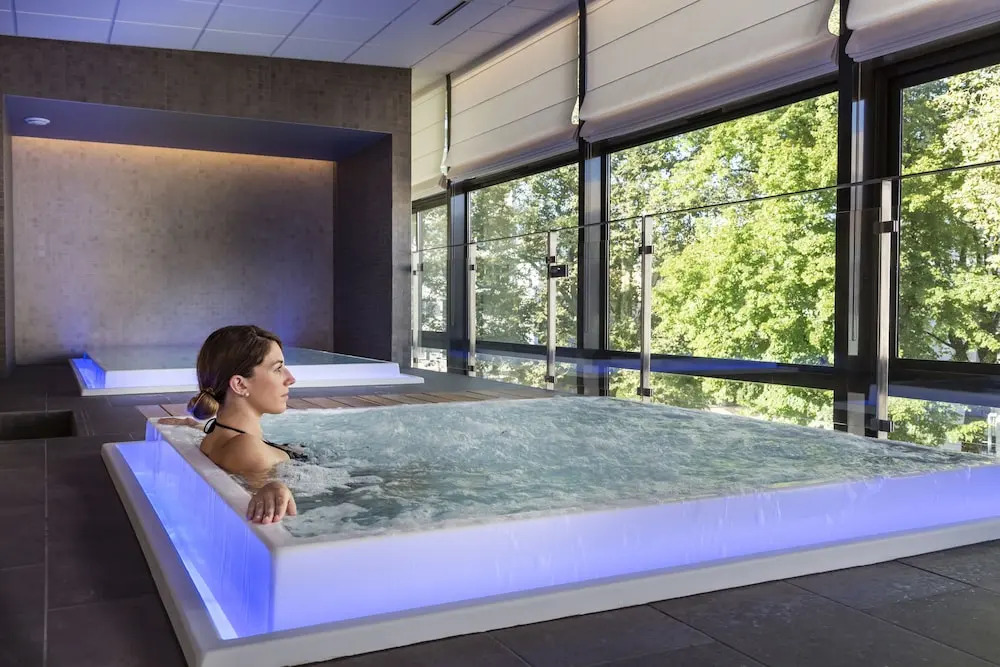 Riviera – Hotel, Restaurant & Spa (formerly Golden Tulip Aix les Bains)