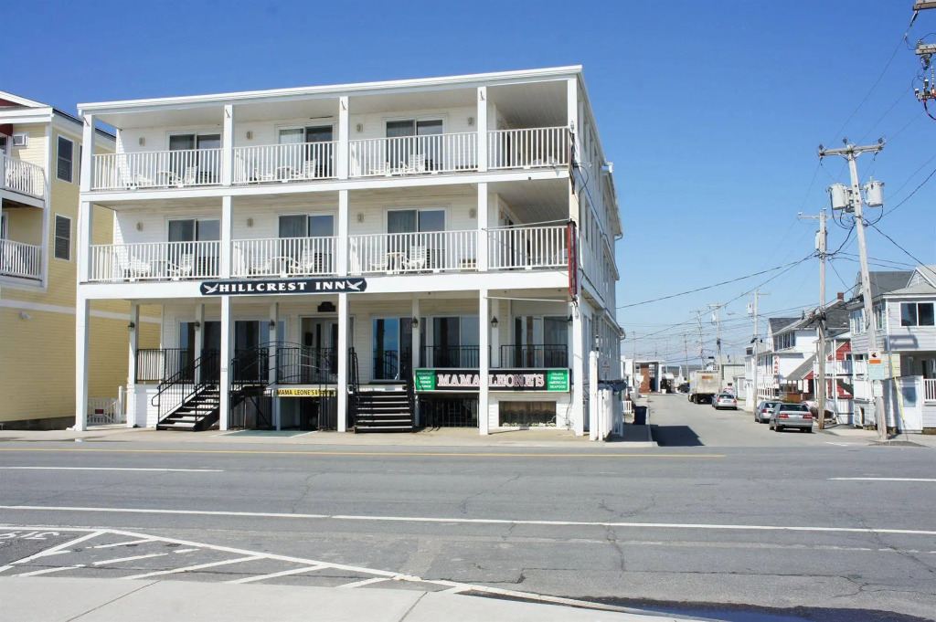 Hillcrest Inn