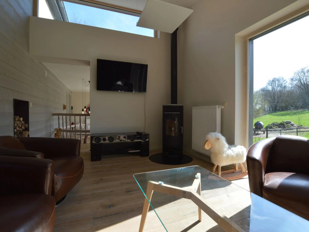 Chic Retreat Near Lake & Fens