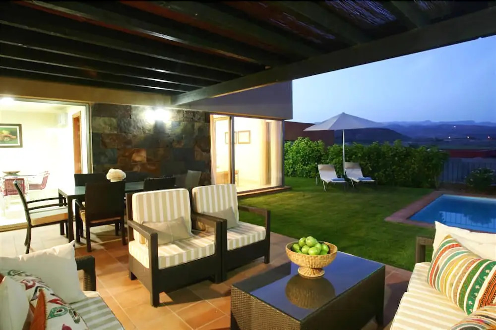Villa in San B. de Tirajana, Gran Canaria 102858 by MO Rentals