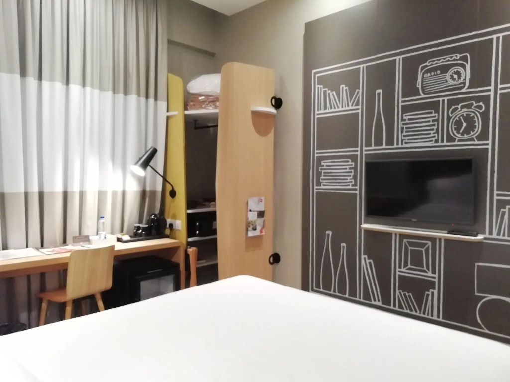 Ibis Jeddah Malik Road