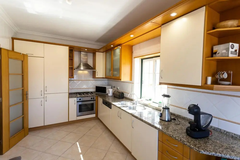 Bela Vista Apartment by Acasadascasas