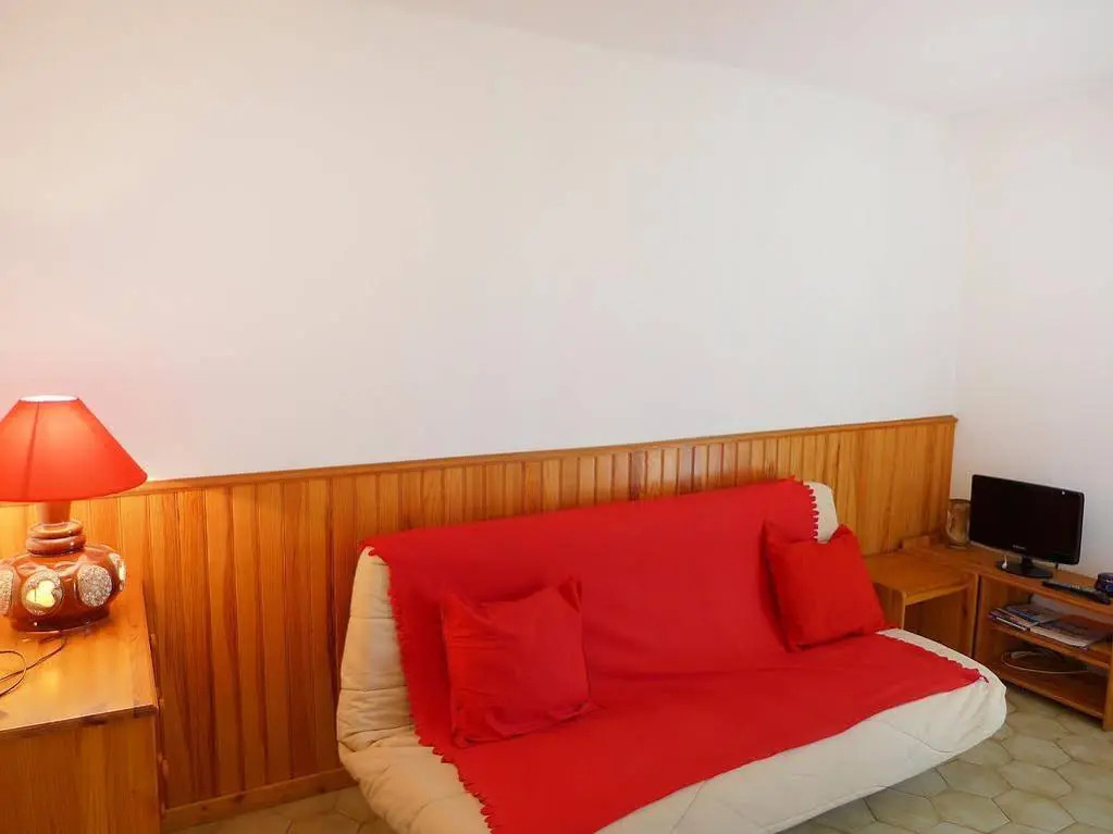 Apartment Ste Croix le Parc