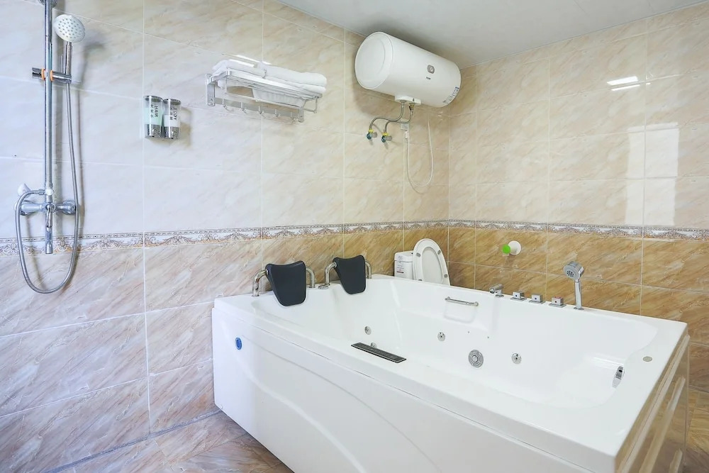 Sanya Beach Yard Apartment Wuzhizhou