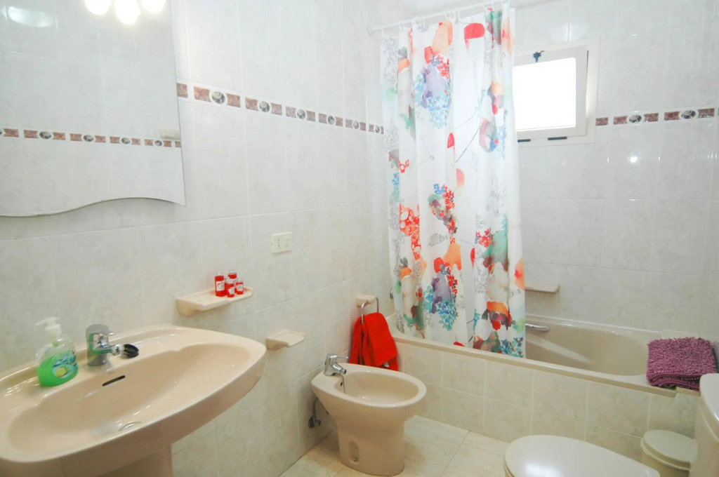 Bella Lvc212405 In Tias