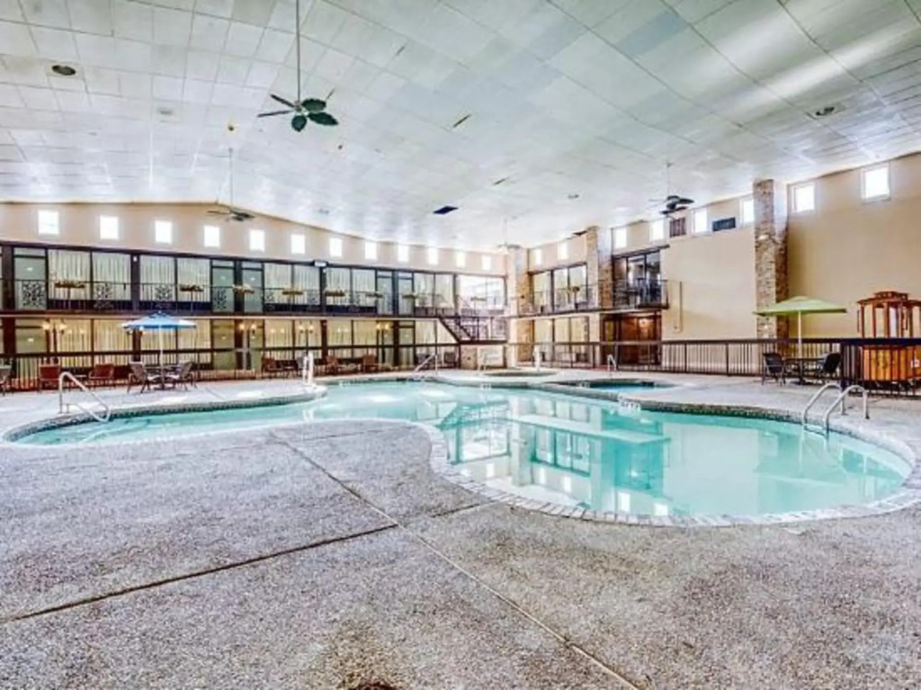 OYO Hotel Monroe LA I-20
