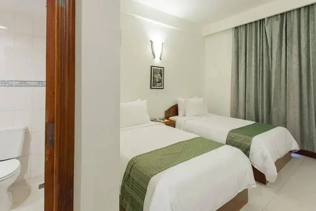 Angkor Riverside Hotel
