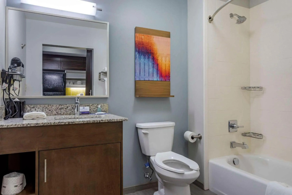 MainStay Suites Bowling Green North