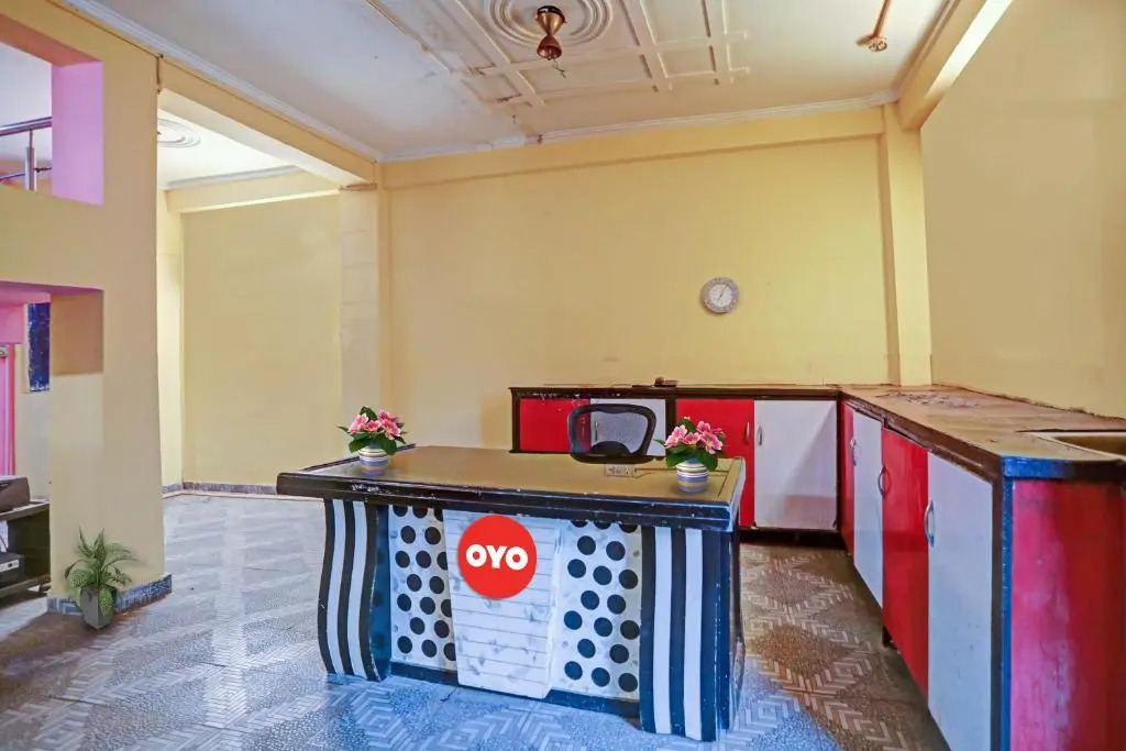 OYO Flagship 70331 Hotel Sharma Inn