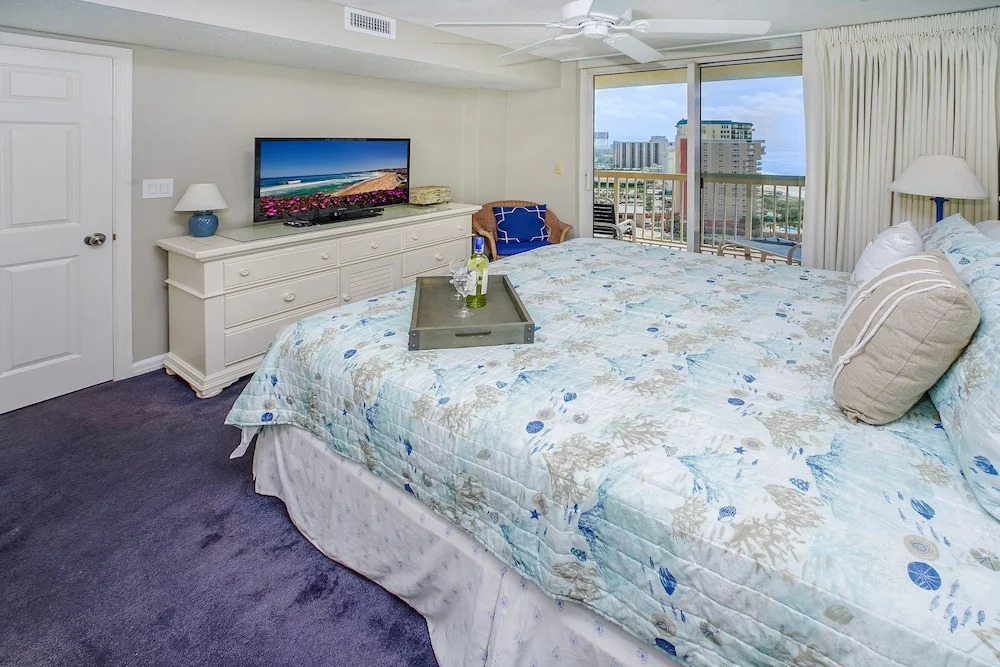 Pelican Beach Resort 501