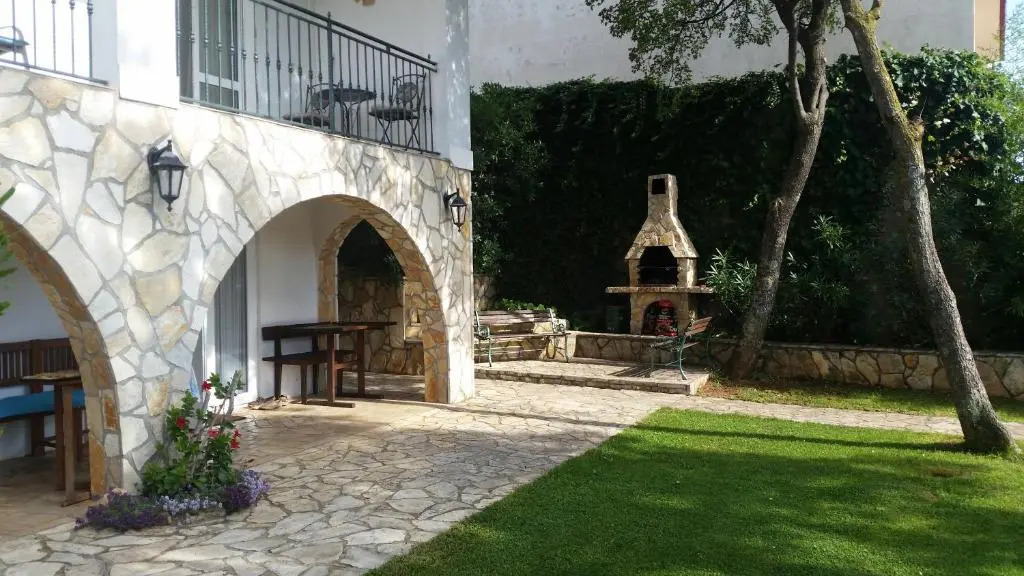 Holiday Home Villa "Paradise Farm"
