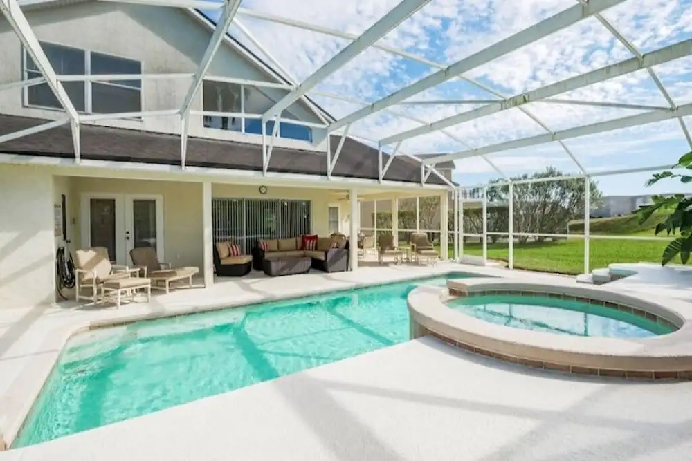 Luxury 4bd Gorgeous Pool In Gated Community 4 Bedroom Home