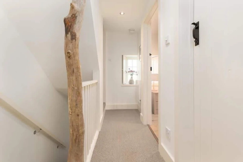 Driftwood Cottage pets go free WiFi included