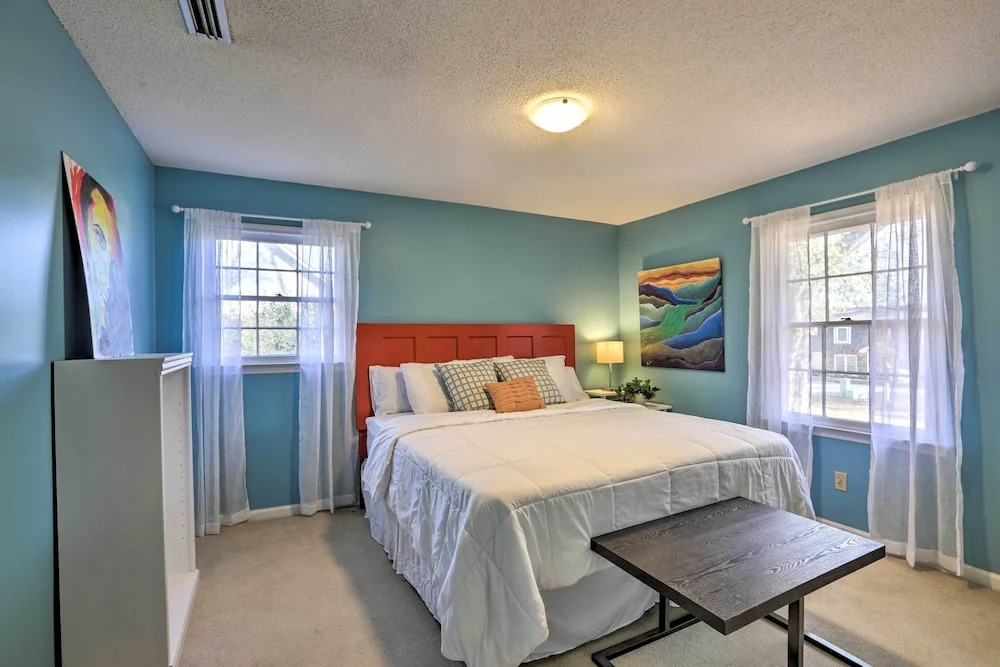 Quiet Dothan House With Fenced Yard + Fire Pit!