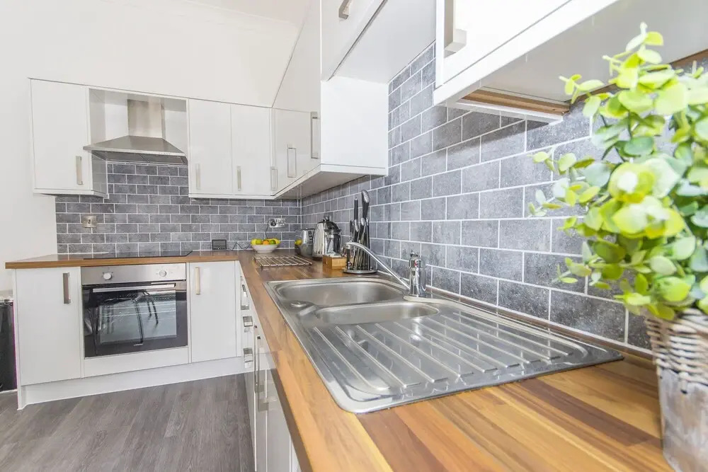 3 Bed- Raleigh by Pureserviced