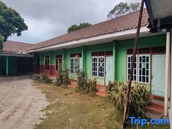 Hotel O Pondok Wisata Kurniawan 2NearWonogondang Camp