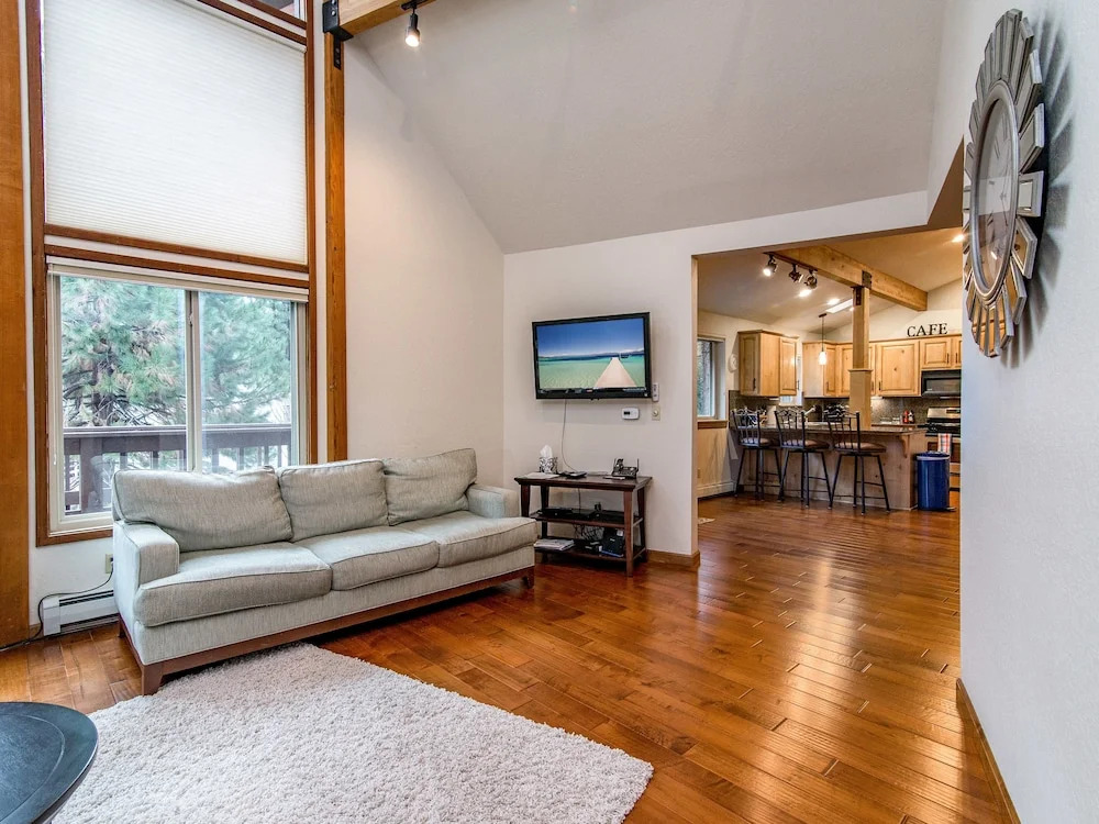 974 Apollo Way House 4 Bedrooms 4 Bathrooms Home