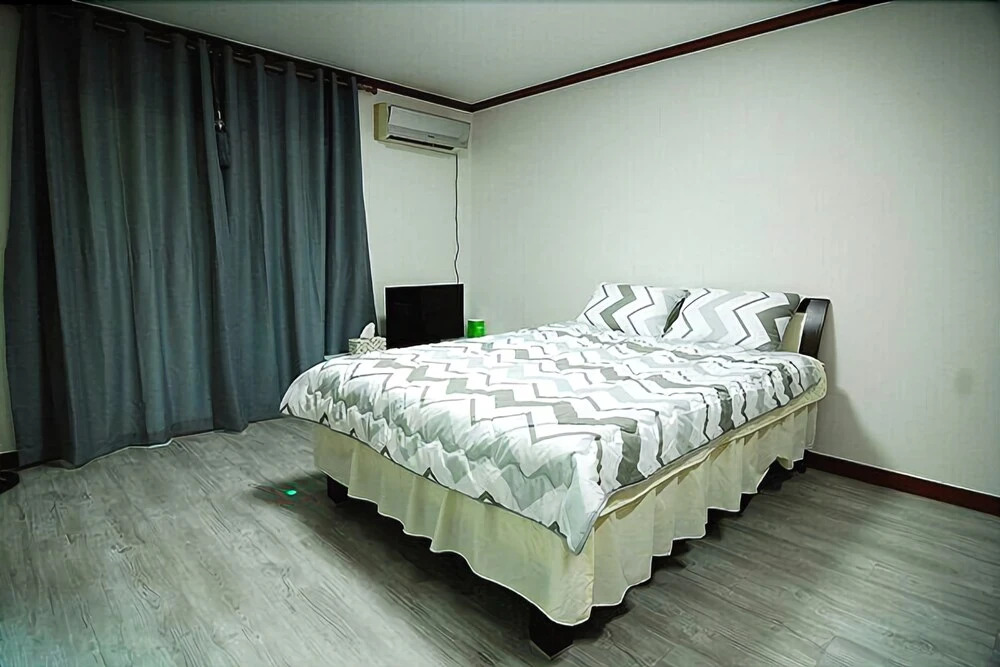 Pocheon Pine Hill Pension