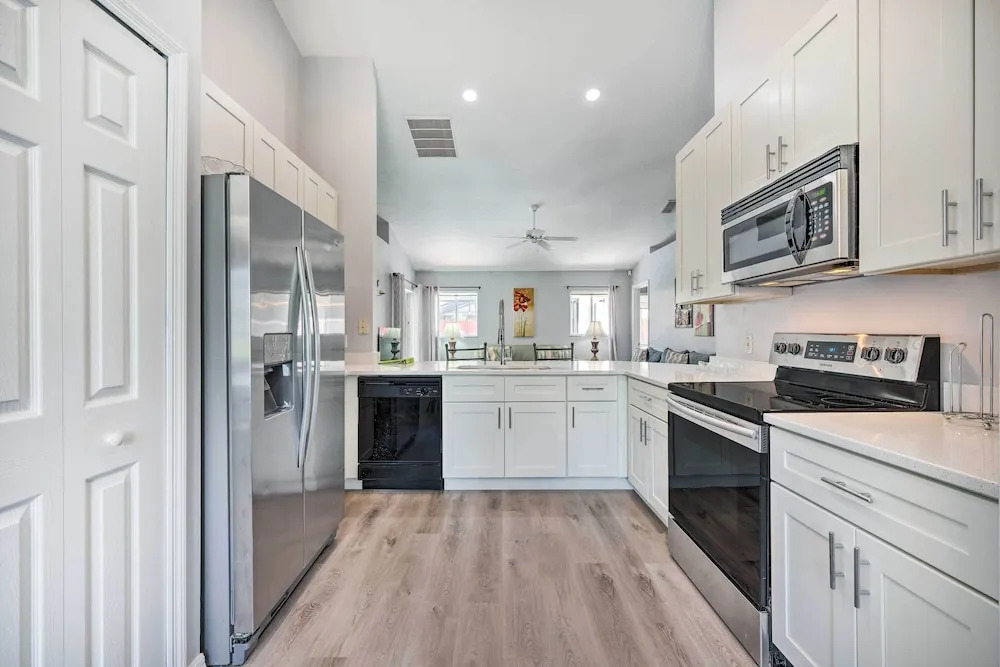 Family-friendly Davenport Home, Near Disney!