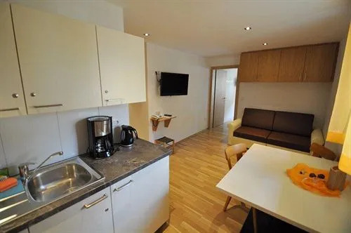 Lapis Monti Apartments & Suites