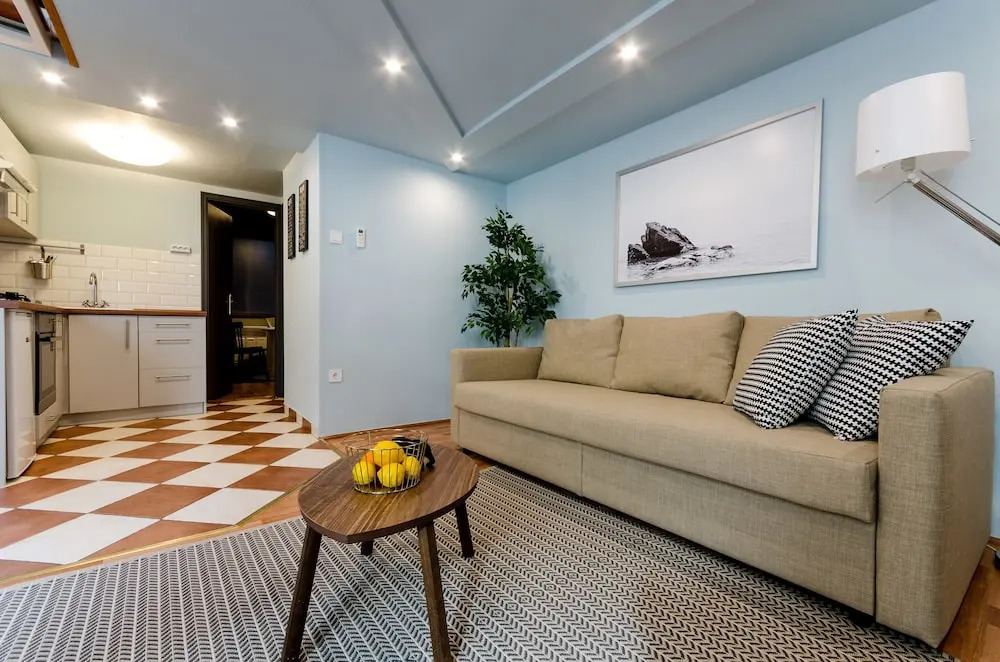 Verbena Apartment