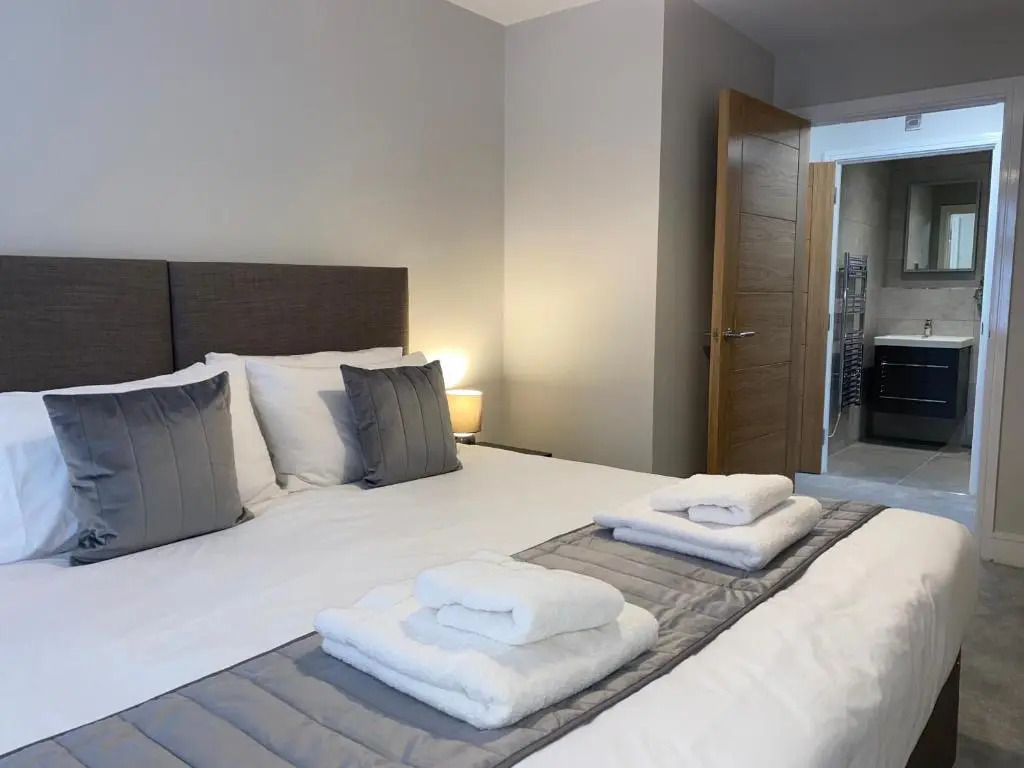 Roomotel - Oakview Moseley