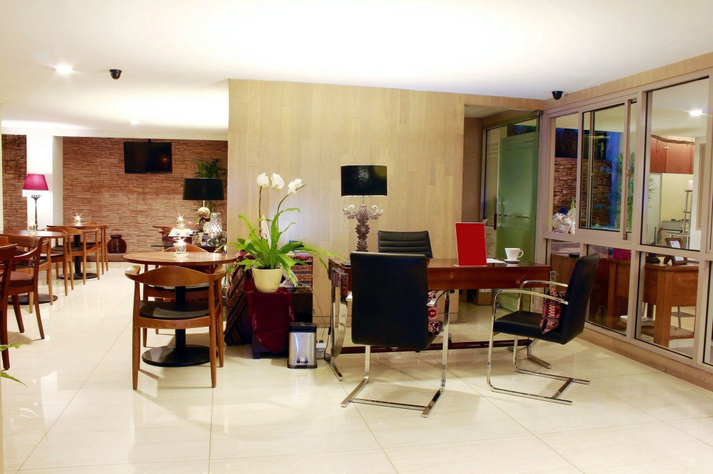W Home Senopati