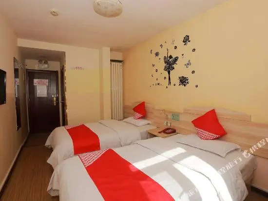 7+1 Express Hotel