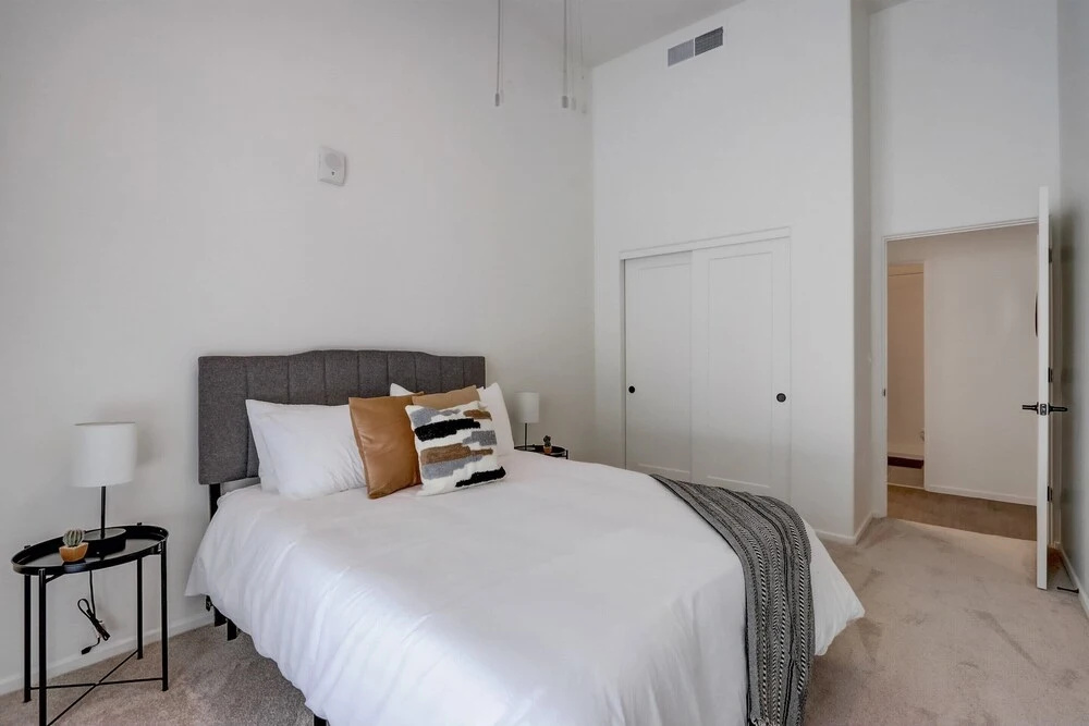 FRONTDESK Monier Apts Mercado Dist Tucson