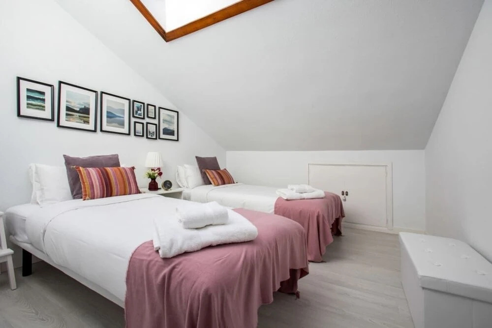 Lovely and chic 1 Bedroom Apt next to Puerta del Sol