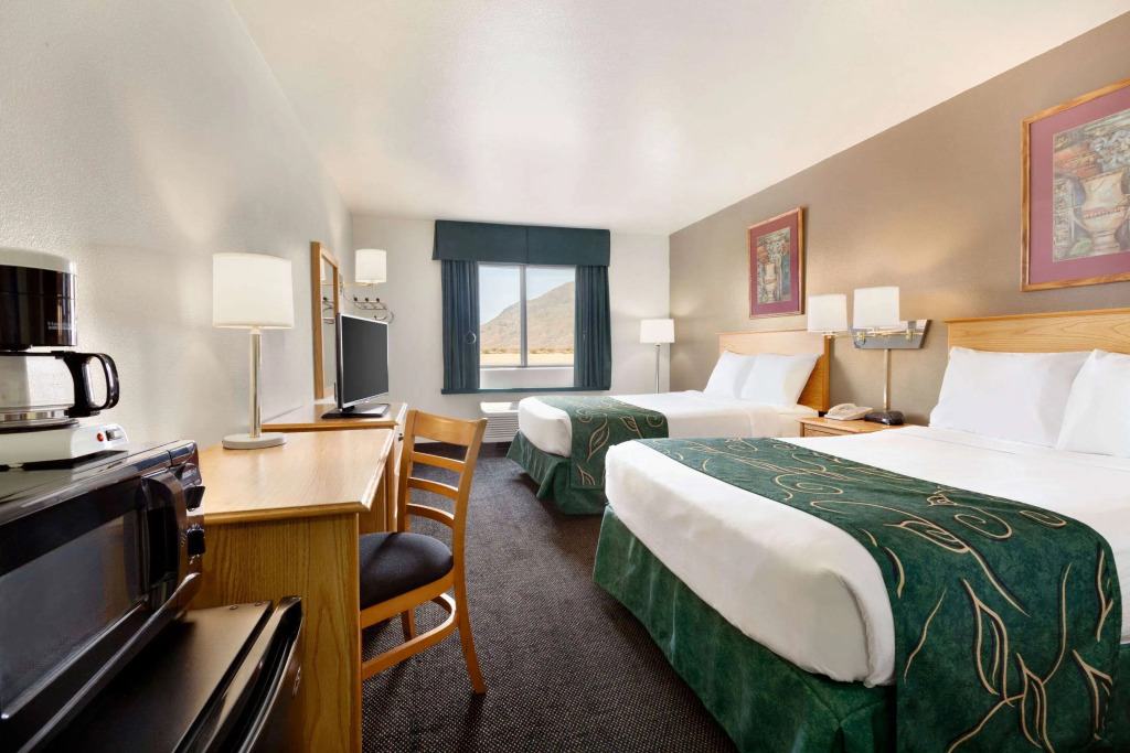 Travelodge by Wyndham Yermo
