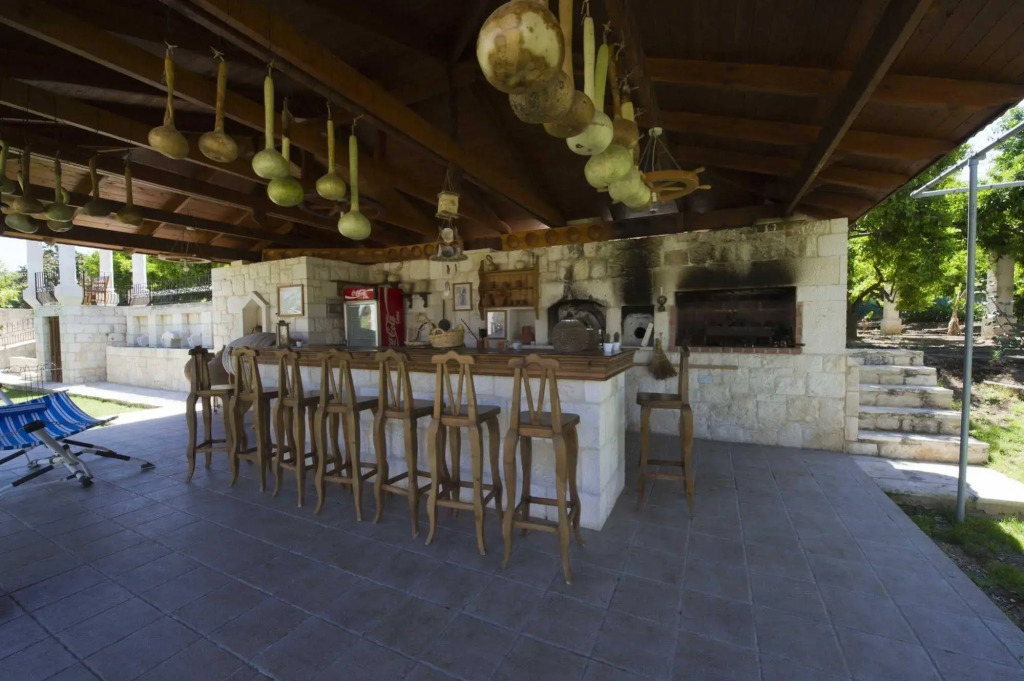 Constantinos Villa