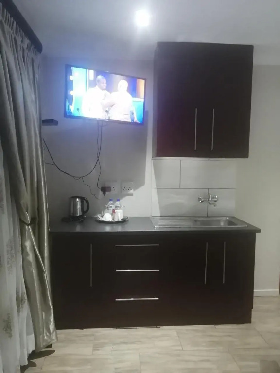 LALA POA GUEST HOUSE