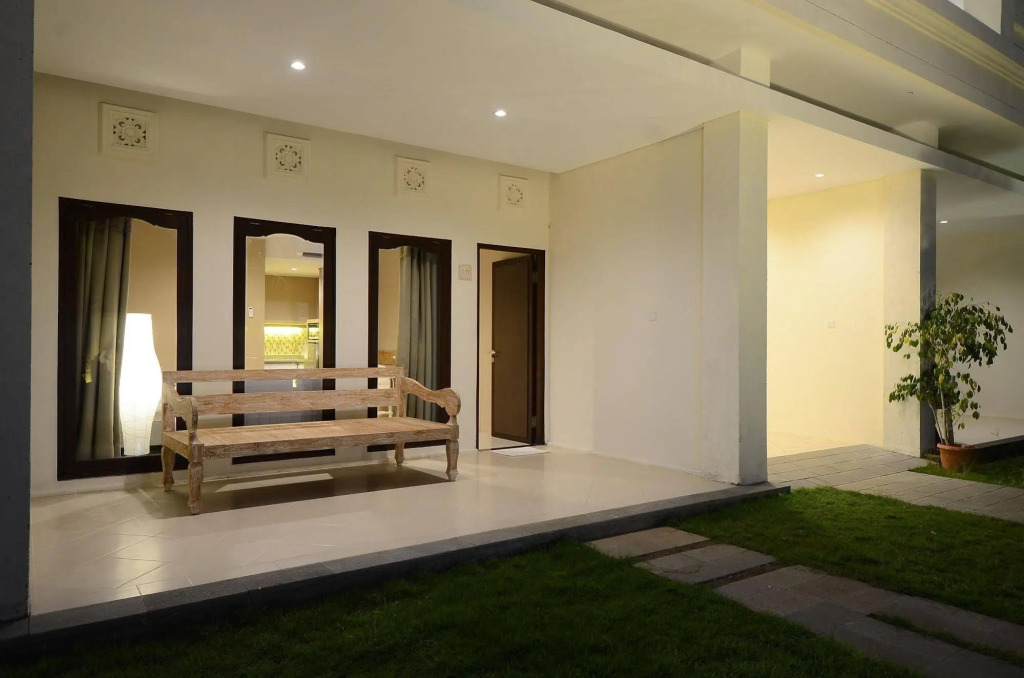 Bali Breezz Hotel