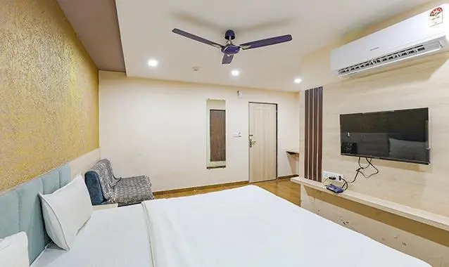FabHotel The Heaven