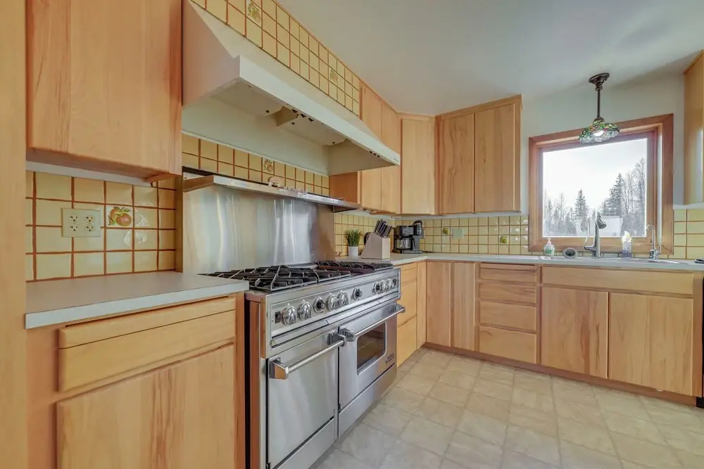 On-site Kenai River Fishing: Soldotna Apartment!