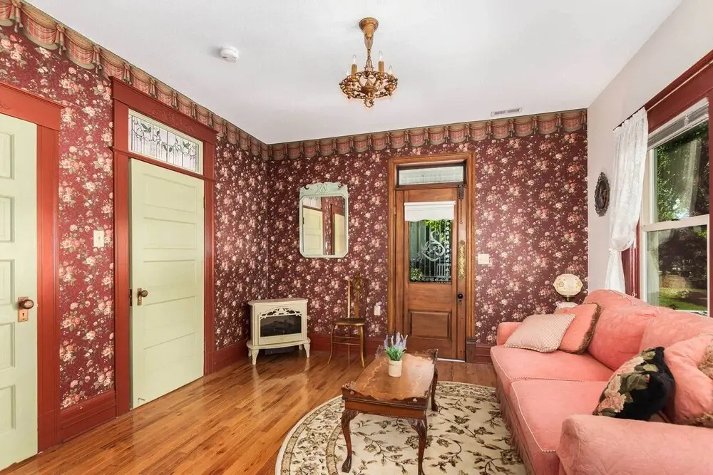 Walk to Dtwn: Historic Prescott Home w/ Yard!